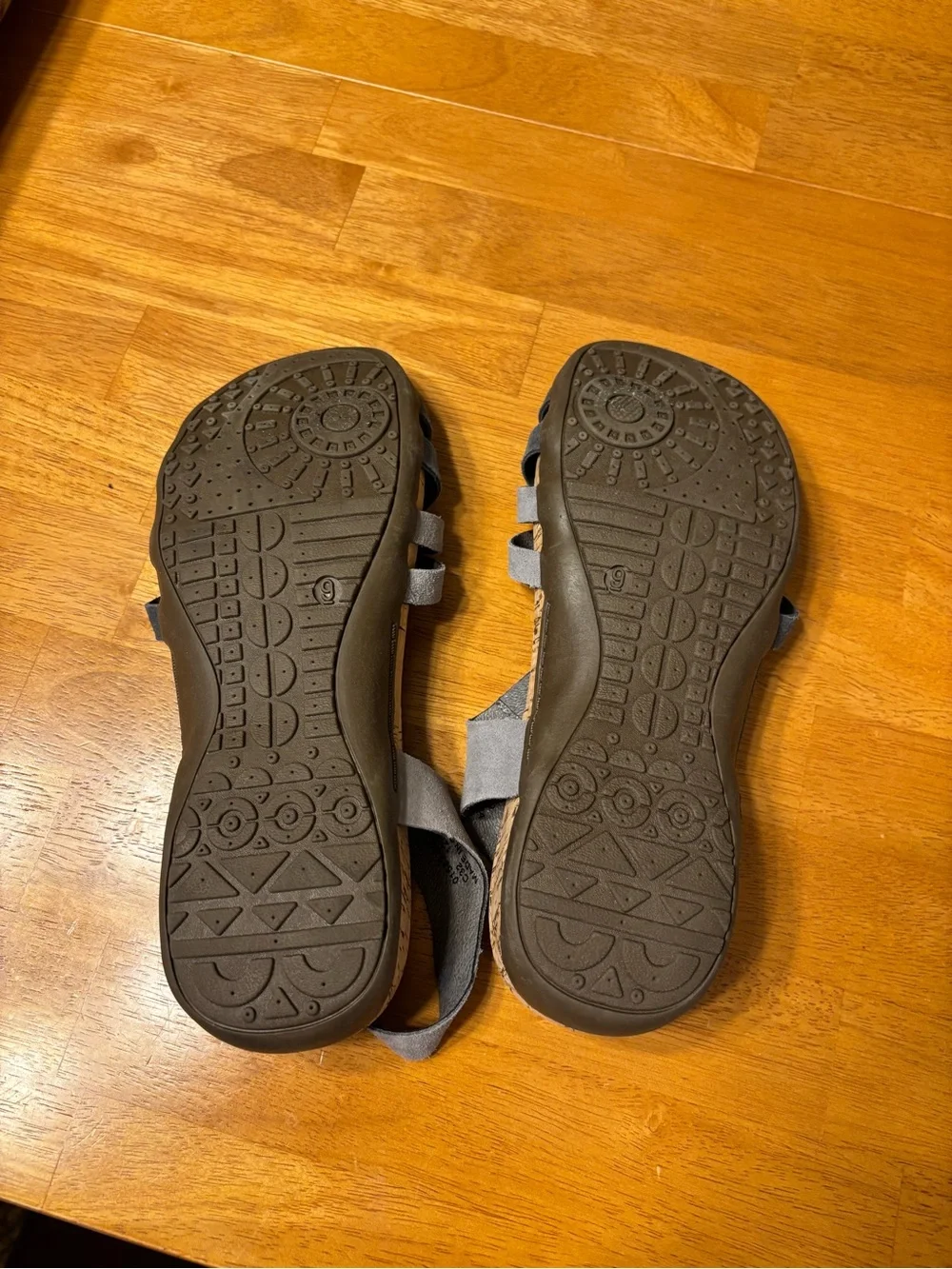 BearPaw Gray Strappy Open-Toe Wedge Sandals
